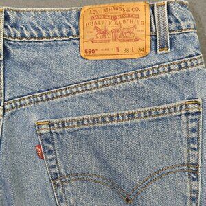 Levi's Vintage Jeans Men's 38x34 Fits 35x32 Blue 550 Relaxed Fit Tapered Leg 90s